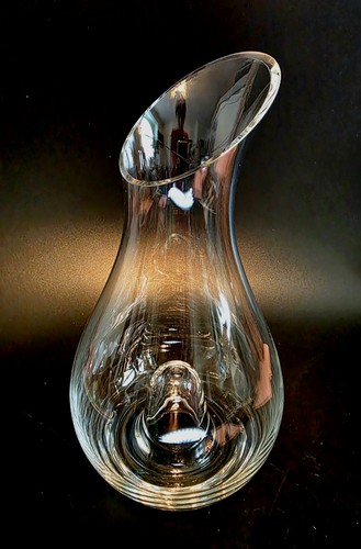 Thin blown crystal - thin, wine